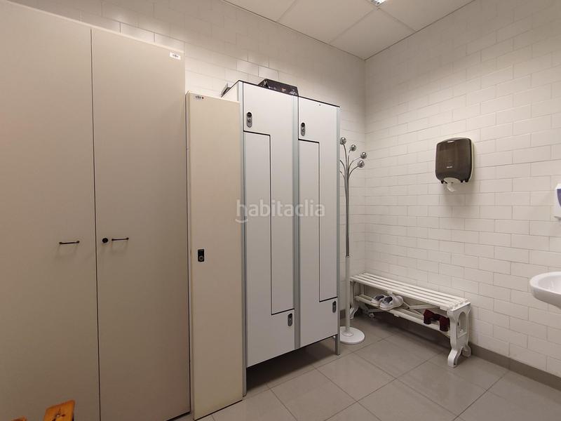 Foto 85b52627-a4d5-415d-a656-fd5be3b53762. Alquiler local comercial gran local en venta y con opción en alquiler para diferentes usos profesionales . en Tarragona