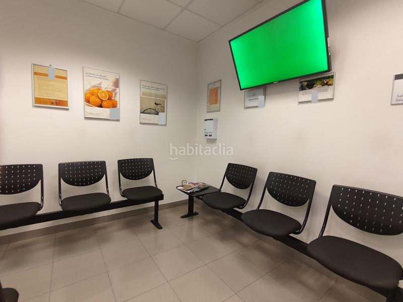 Foto c4aef02b-cb17-485b-a6b6-7ee6aa93d06b. Alquiler local comercial gran local en venta y con opción en alquiler para diferentes usos profesionales . en Tarragona