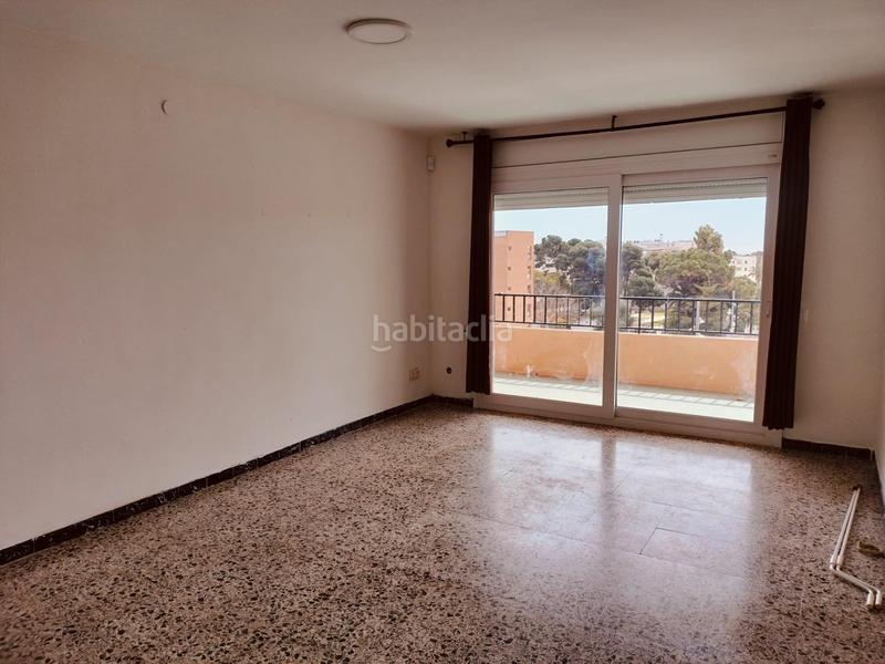 Foto 48e801ad-3946-4789-bc87-bb6aac8e6ec9. Piso  en venta centro con parking incluido en Salou