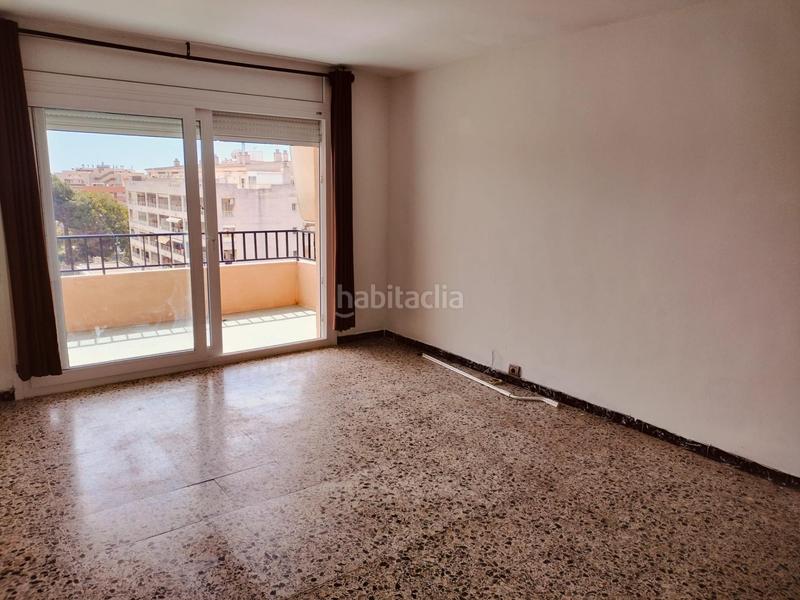 Foto 7d495114-89a0-4e71-bb7f-aba473a33d89. Piso  en venta centro con parking incluido en Salou