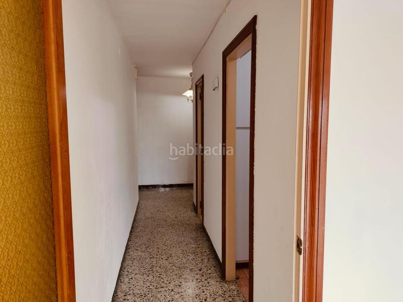 Foto f1f67d55-a642-425c-841c-a0f100e46f40. Piso  en venta centro con parking incluido en Salou