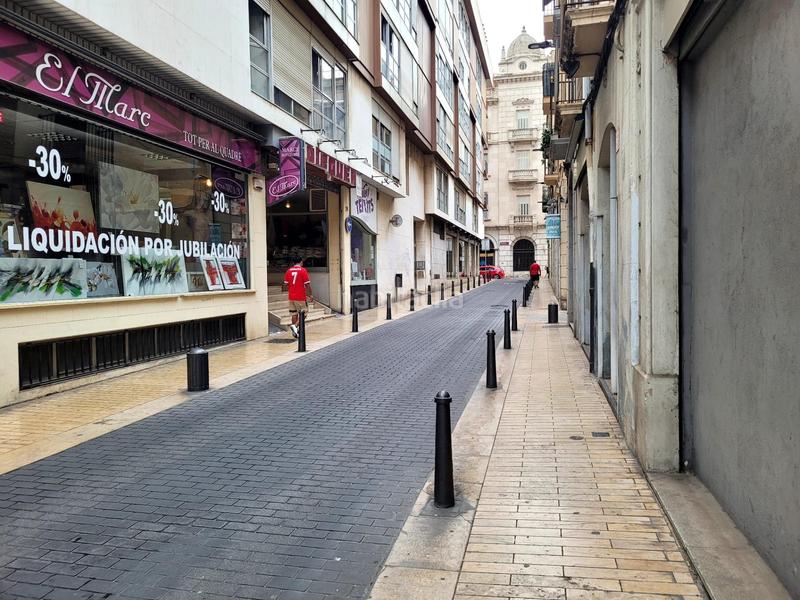Foto 06f3e52b-2e14-436a-9efc-96367d11b22f. Aparcament cotxe a carrer dels recs 28 a Centre Reus