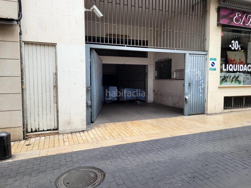 Foto 258d9c95-2277-4bfc-b93d-559f3c405526. Aparcament cotxe a carrer dels recs 28 a Centre Reus