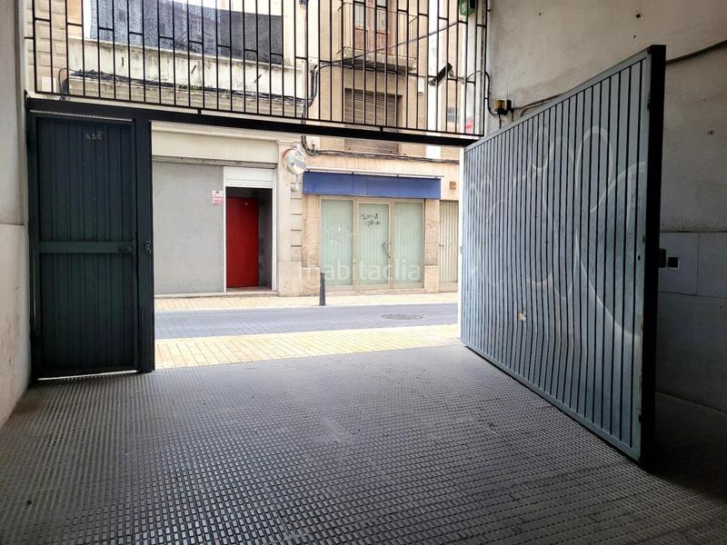 Foto 8fdc4602-6fd5-46e1-8540-db7c6621face. Aparcament cotxe a carrer dels recs 28 a Centre Reus