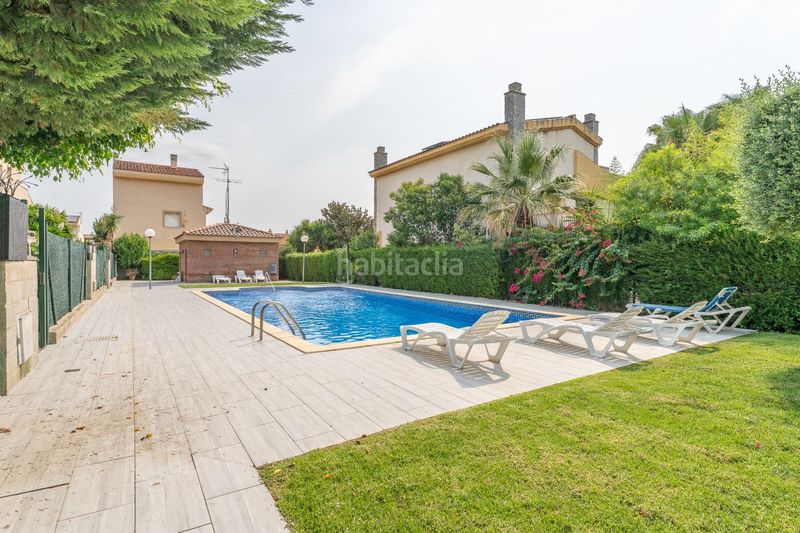 Foto 603f25dc-5305-4af1-aa1b-5c312c4011e9. Casa adossada amb calefacció aparcament piscina a Cambrils