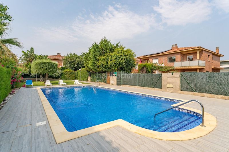 Foto e8d63c93-9248-47c1-aa83-6024c2a4c8dd. Casa adossada amb calefacció aparcament piscina a Cambrils