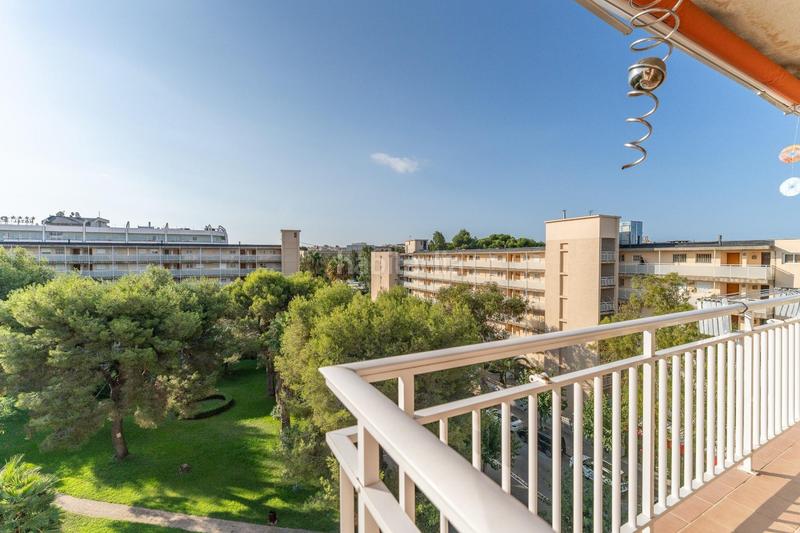 Foto 39014dda-9d48-4f52-b917-bb696c47c71b. Appartement avec piscine dans Mar i Camp - Platja dels Capellans Salou