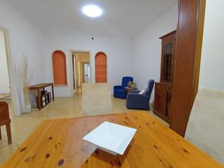 Pis  Carrer d'ixart. Vivienda única en tarragona por su amplitud y luminosidad