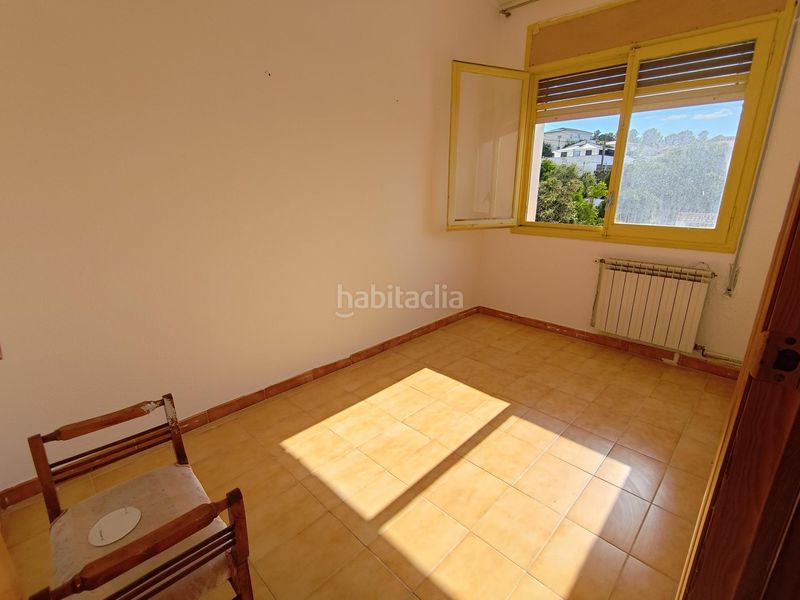 Foto b07d2a7b-72ab-423f-90f0-5c0f82776272. Masia amb calefacció aparcament a Catllar (El)