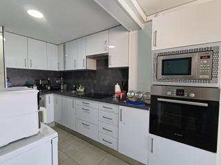 Pis  Calle de l'arquitecte gaudí. Piso completamente reformado de 3 habitaciones ubicado en sant s