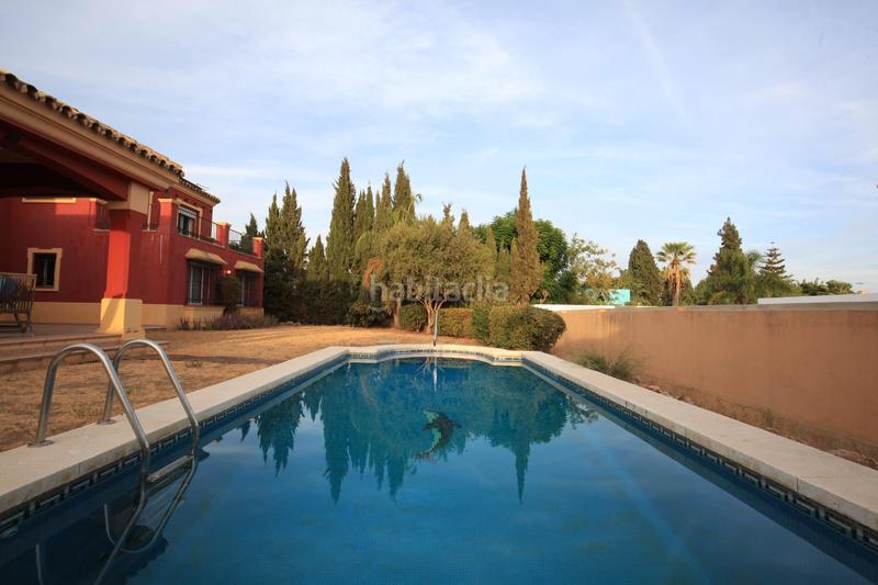 Foto db13b10d-91a7-4b91-aa5b-a65a8fa6666f. Chalet mit heizung pool in Valdeolletas - Las Cancelas - Xarblanca Marbella