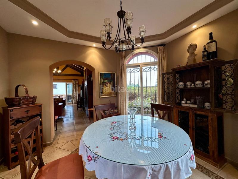 Foto ea3fff7f-50bd-4e39-a36b-65a5732d9056. Chalet mit heizung pool in Valdeolletas - Las Cancelas - Xarblanca Marbella