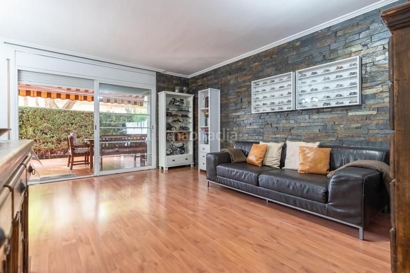 Foto 2483a7a5-c0b3-4597-b4b8-622d7fd1399b. Planta baixa amb aparcament piscina a Barenys Salou