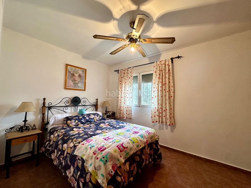 Foto 49cd9fe5-3c0c-461c-a34c-f0a4b5d3abba. Casa adossada a Zona Miraflores Marbella