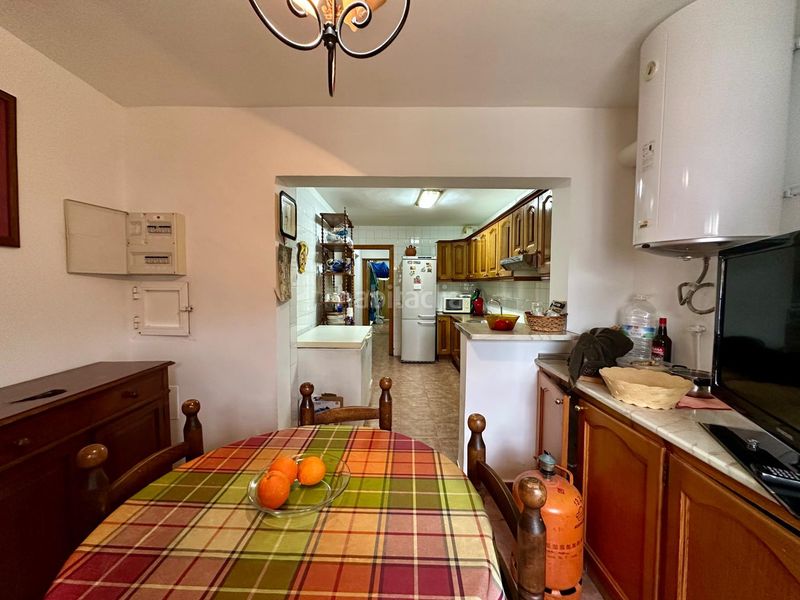 Foto 585c6c65-7ada-4079-9ad8-e813f56d7955. Casa adossada a Zona Miraflores Marbella