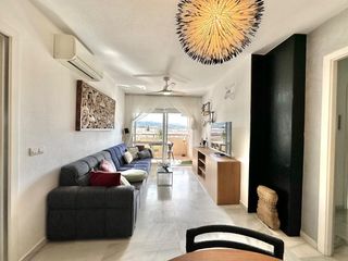 Piso en Los Jardines de Marbella - La Ermita. Piso en alfredo palma con parking y trastero