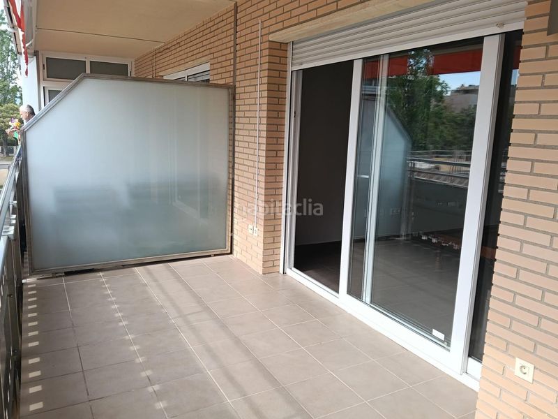 Foto 2cf29b6b-d6f8-430c-93d2-0eae86fd72e3. Pis amb piscina a Barenys Salou