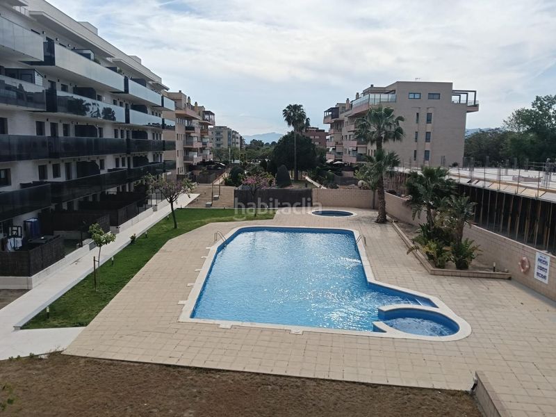 Foto 3373cbe5-758a-4b2b-90f5-7e8409248c11. Pis amb piscina a Barenys Salou