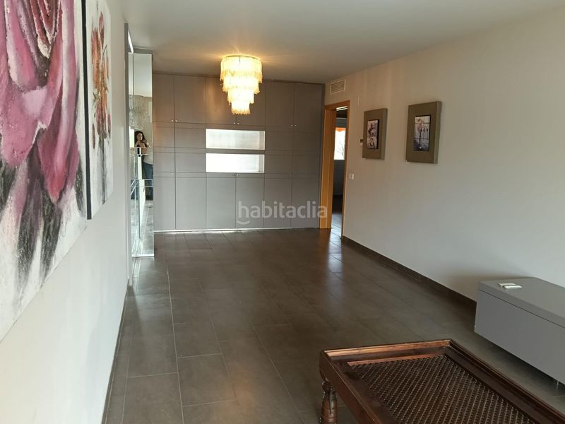 Foto a5e73556-7e13-4960-8e78-b745795c69e4. Pis amb piscina a Barenys Salou