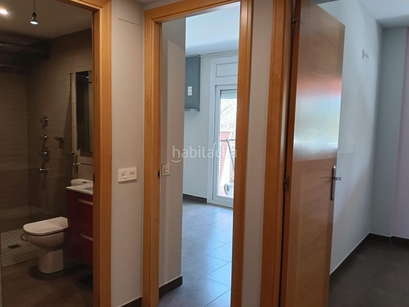 Foto f536cfa8-cb84-4183-b4af-f6024e63993a. Pis amb piscina a Barenys Salou