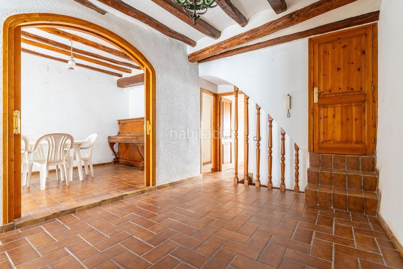 Foto 085fecd3-2b13-45d8-93d6-3714e1947058. Casa amb aparcament a Constantí