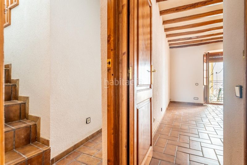 Foto f5bdb3ae-700f-46a5-948c-297c5b3cbbf2. Casa amb aparcament a Constantí