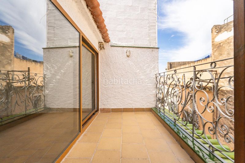 Foto fa60c066-fcd5-4eec-82de-10ce3ff7150c. Casa amb aparcament a Constantí