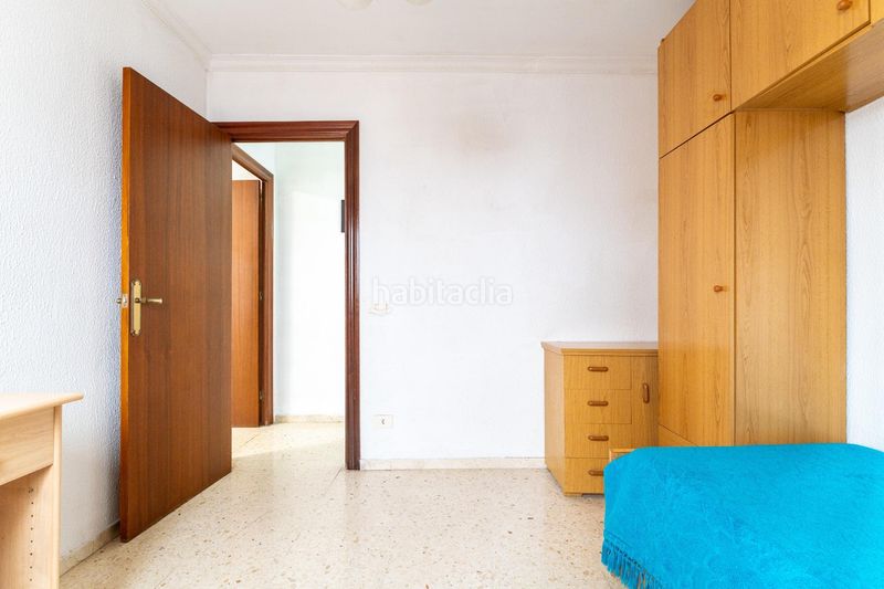 Foto 545b0339-6d07-43c9-ab6f-a3bd3b5a61dc. Pis a carrer orient 30 a Llevant Reus