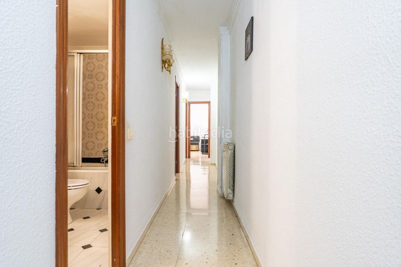 Foto 5b99437c-61fe-4d3f-a54e-504bfba80bc8. Pis a carrer orient 30 a Llevant Reus