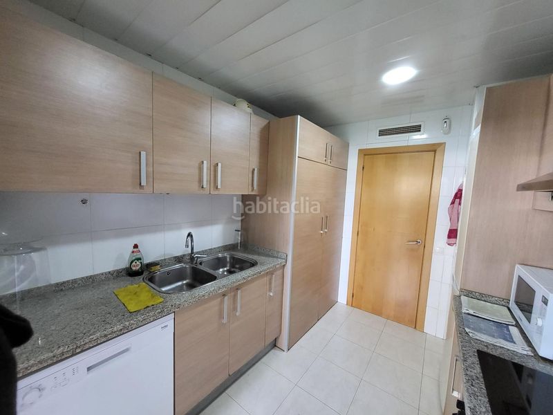 Foto b1d93e1b-e4a8-4730-9638-c16371635595. Planta baixa amb calefacció aparcament piscina a Salou