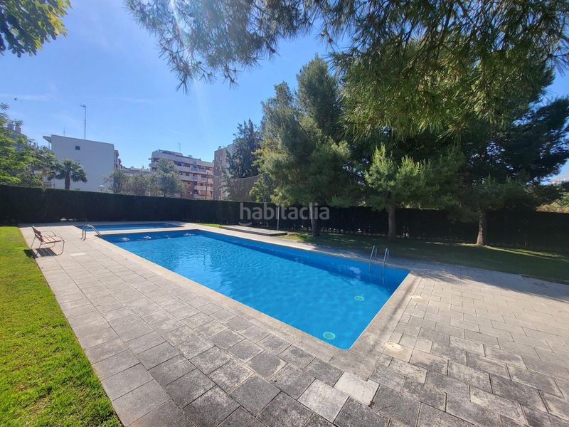 Foto ca4c9dbc-bcc5-42ef-a1c2-993df814838f. Planta baixa amb calefacció aparcament piscina a Salou
