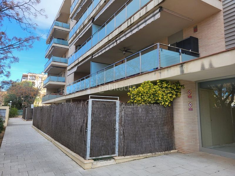 Foto e88b8a54-6c74-48b7-9958-b02a99f974e6. Planta baixa amb calefacció aparcament piscina a Salou