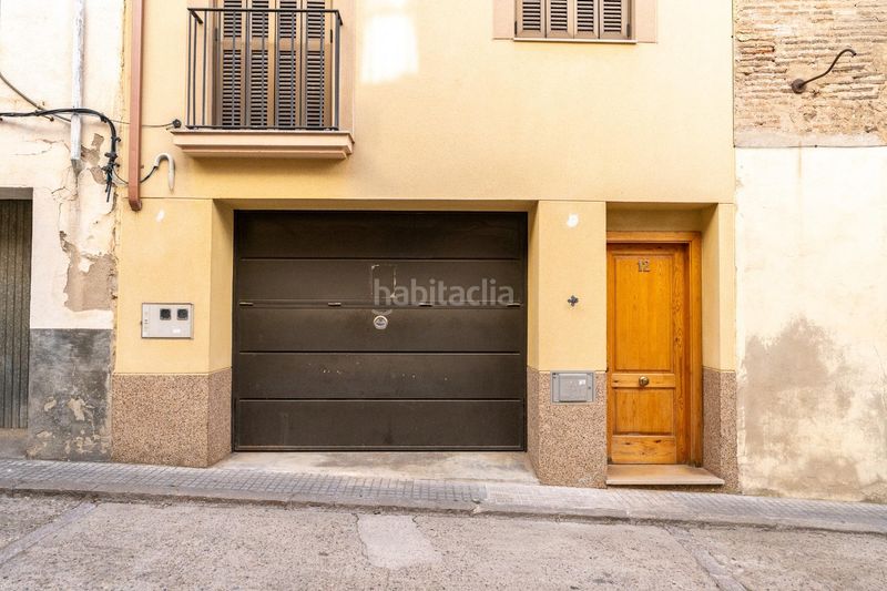 Foto 7096803a-4779-4184-a0b0-f7f7b6a9815a. Casa a carrer dels arcs 12 a Falset