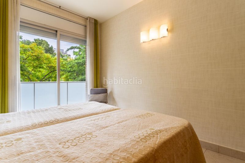 Foto 9e4c51e1-0ff8-44b3-a511-866014984125. Planta baixa amb calefacció aparcament piscina a Salou