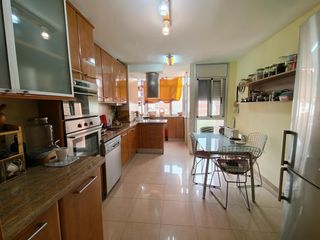 Piso  Carrer violant d'hongria. Precioso inmueble en venta en calle violant d hungria sant pere