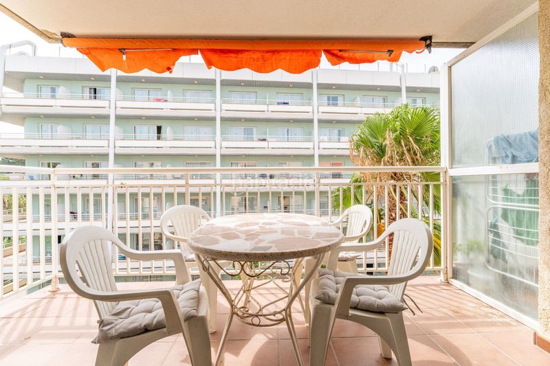 Foto 8790a697-d533-47a3-b666-ccac5ceea3e3. Apartament amb piscina a Mar i Camp - Platja dels Capellans Salou