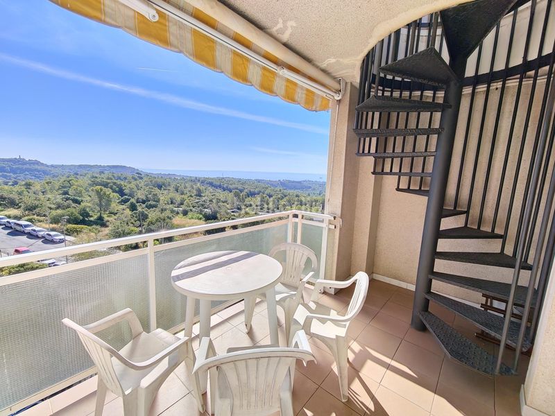Foto 92a5feee-8ded-4cab-81d8-22d69608cf08. Penthouse with heating in Sant Pere i Sant Pau Tarragona