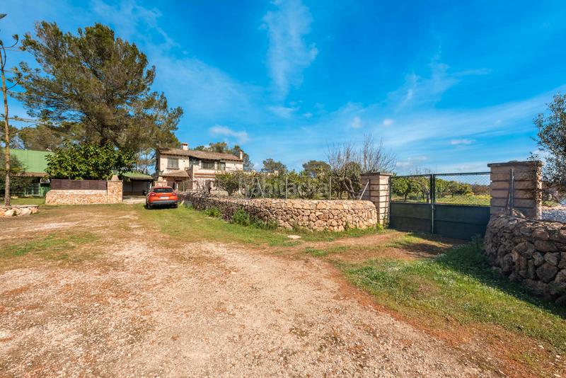 Foto 1260018c-c2d2-4ea2-a3c2-1211695b5841. Casale con camino riscaldamento in Sa Casa Blanca Palma de Mallorca