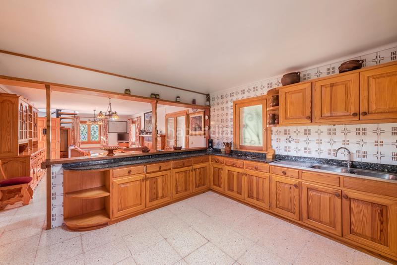 Foto 8ac727f9-ac0c-4d4d-8fba-f7f5dbccf402. Casale con camino riscaldamento in Sa Casa Blanca Palma de Mallorca