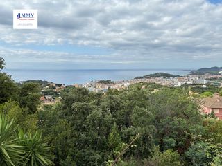 Terreny residencial a Carrer Riu Fluvià 43
