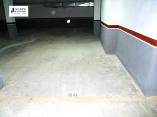 Aparcament cotxe  Carrer de costa de carbonell. Oferta plaza de parking doble, fenals, lloret.