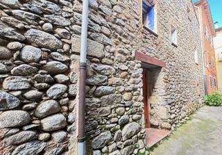 Masia  Carrer del àngel. Oportunidad, casa de montaña, de piedra, a finalizar.