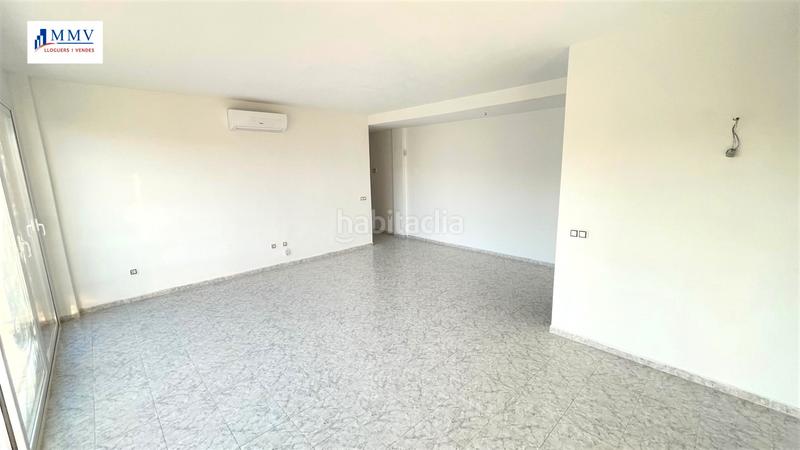 Foto 49ffd3db-528c-4b46-806a-aa0fe62830e0. Attique avec chauffage piscine dans Fenals Lloret de Mar