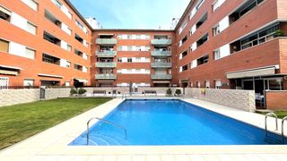 Appartamento in Carrer ciutat de la paz 7. Atico a la venta en fenals!