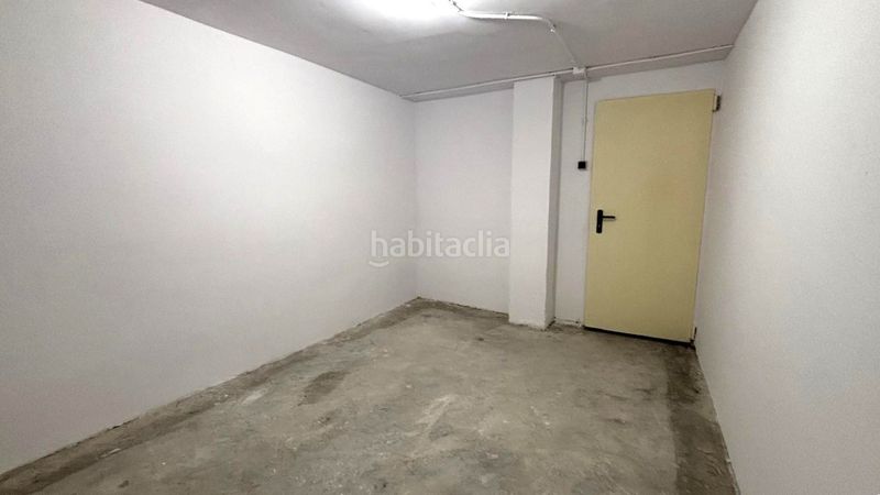 Foto dbdfefb2-3122-48a5-8774-b9a7cdffb639. Aparcament cotxe a carrer de les antilles 30 a Fenals Lloret de Mar