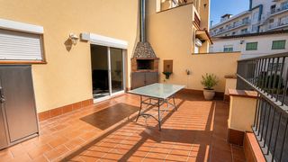 Towny house in Mas Baell-Can Carbó. Auténtica casa con gran terraza en el centro de lloret de mar.