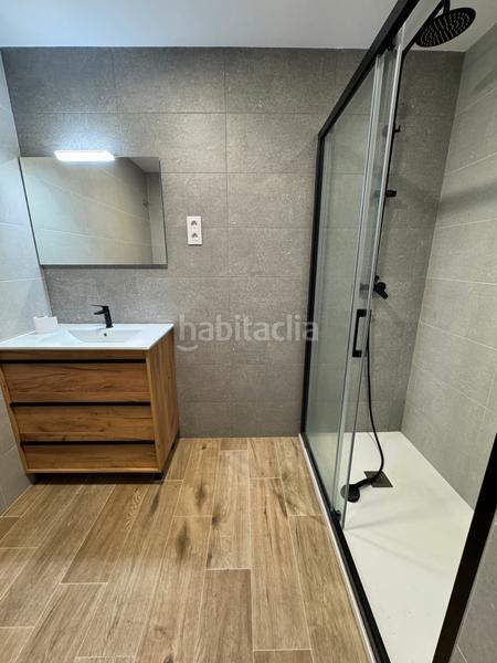 Foto 75633757-57e4-48bc-a3e9-4e6aab1e98f3. Büro in Centre Badalona