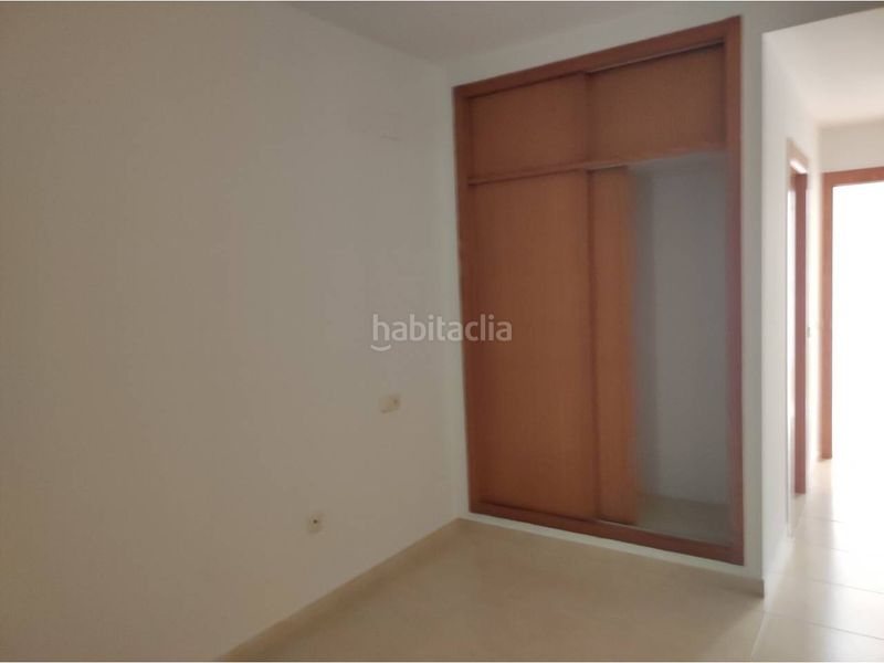 Foto bf304d72-f72f-4b9a-bd9a-2b34e1d041fc. Pis amb aparcament a El Alquián Almería