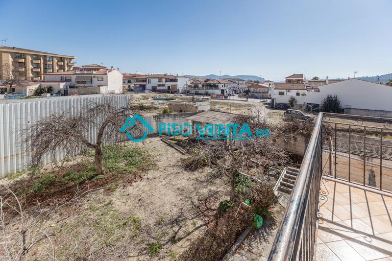 Foto 2462bf2f-fccd-4dcd-a21c-c43657bde708. Doppelhaus mit parking in Íllora