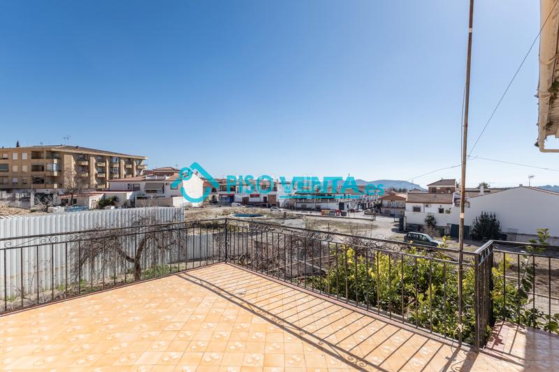 Foto 53e62821-7b31-41f8-bf48-369a793558ba. Doppelhaus mit parking in Íllora